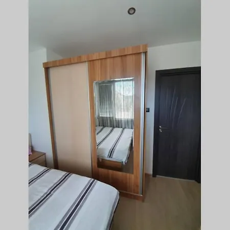 Apartman луксозен до боровец за 4 гости с паркомясто и Wifi *
