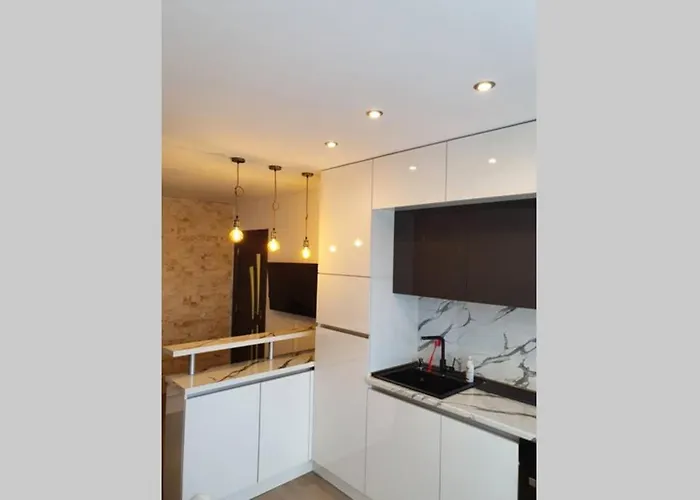 луксозен с Wifi на 10км от боровец Apartament